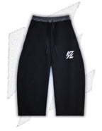 UNI PLAID SWEATS